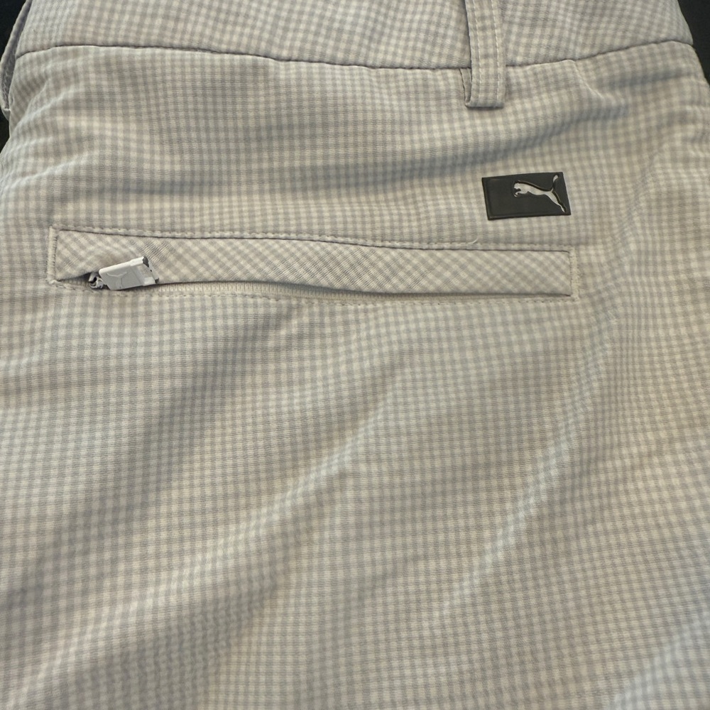 Men's Puma White Checkered Golf Shorts - Picture 4 of 4